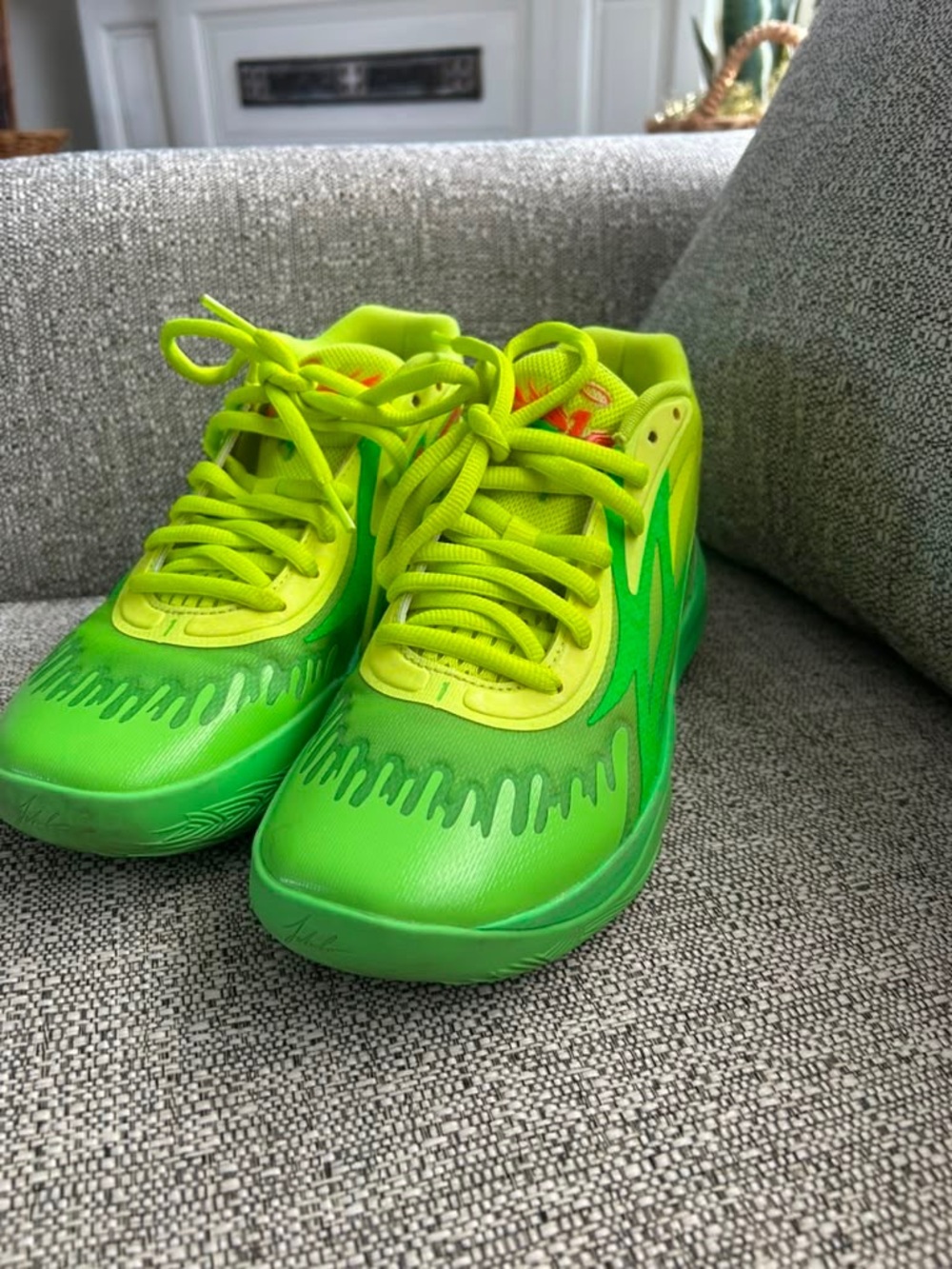 Puma MB.02 GS x Nickelodeon "Slime" - Talla 7 US (377610-01)